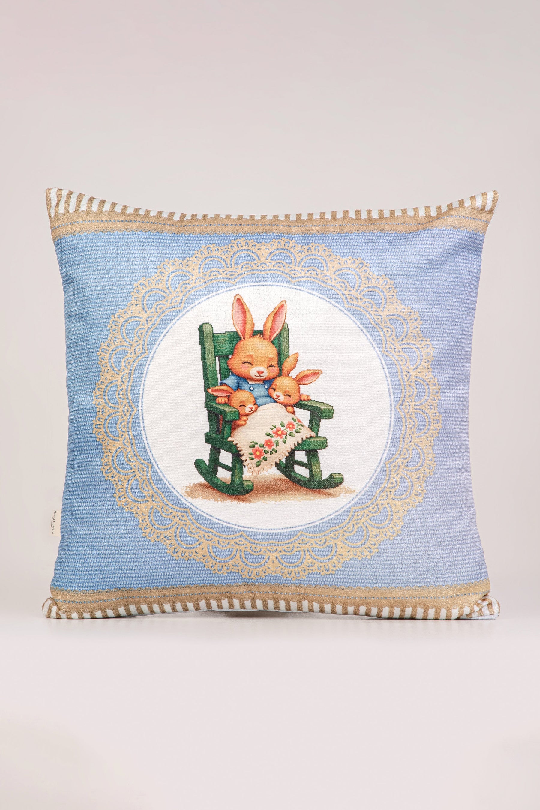 Grandma Bunny Kırlent Kılıfı